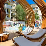 Δωμάτια σε οικογενειακή κατοικία луксозно студио сладък дом в
